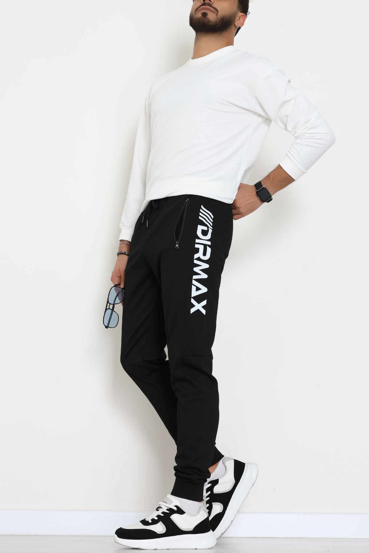 2 İplik Baskılı Cep Fermuar Detaylı Eşofman Altı Siyah - 70836.2066.