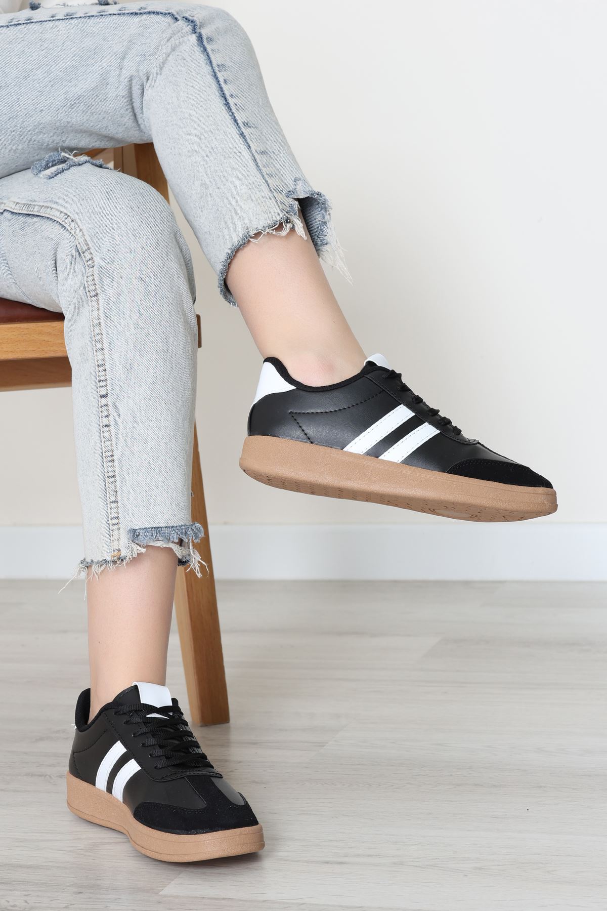 Spor Günlük Ayakkabı Siyahbeyaz - 31680.264.