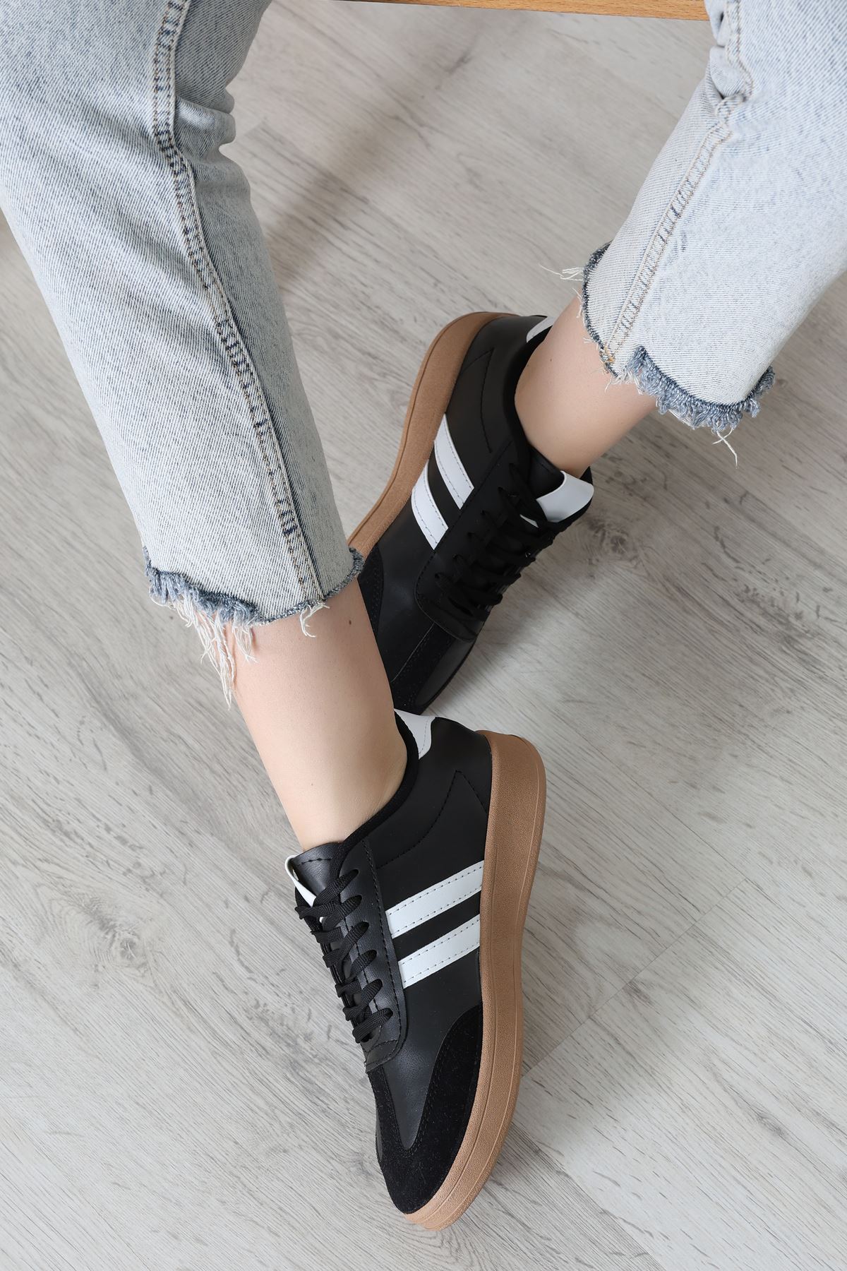 Spor Günlük Ayakkabı Siyahbeyaz - 31680.264.