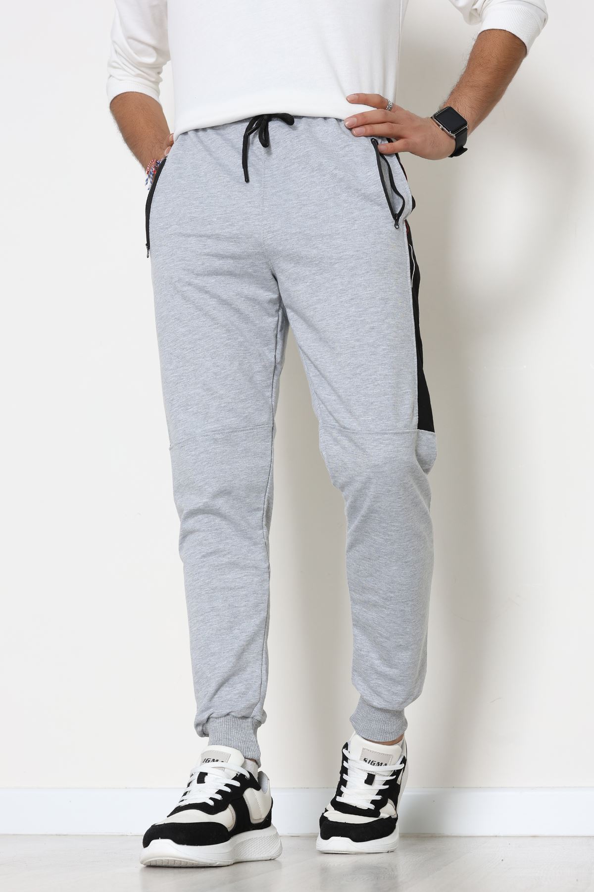 2 İplik Yanı Parçalı Nakışlı Erkek Eşofman Altı Gri - 70835.2066.