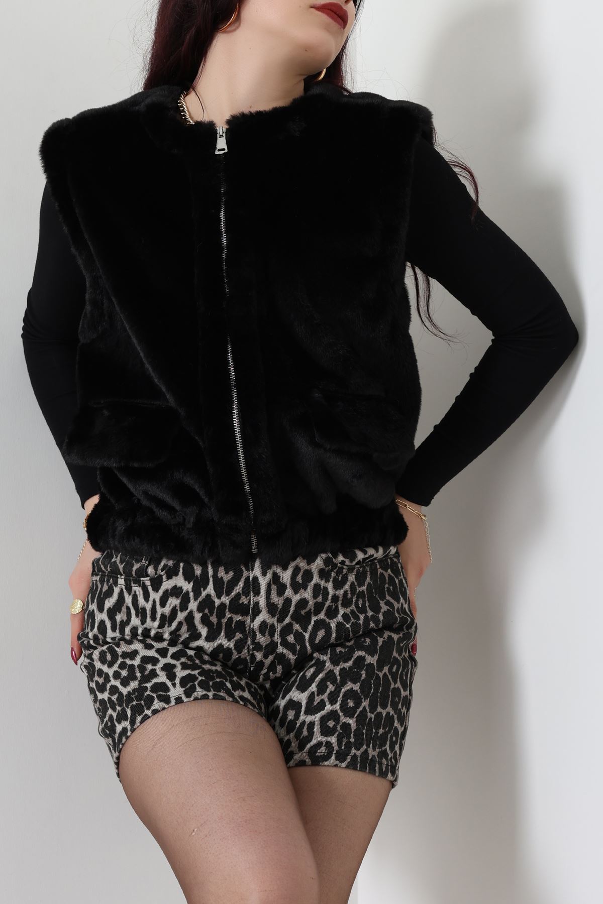 Astarlı Peluş Yelek Siyah - 6319.001.