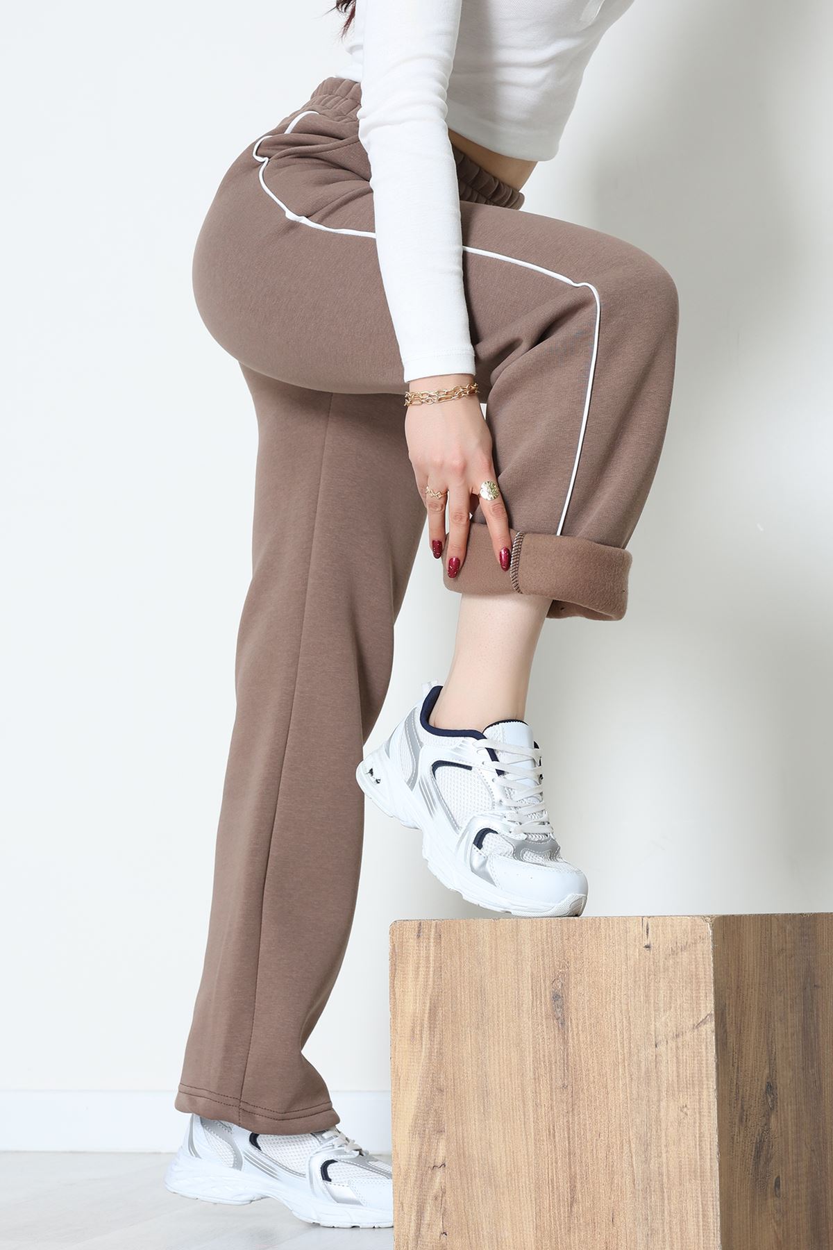 3 İplik Biyeli Palazzo Eşofman Altı Kahve1 - 30104.1878.