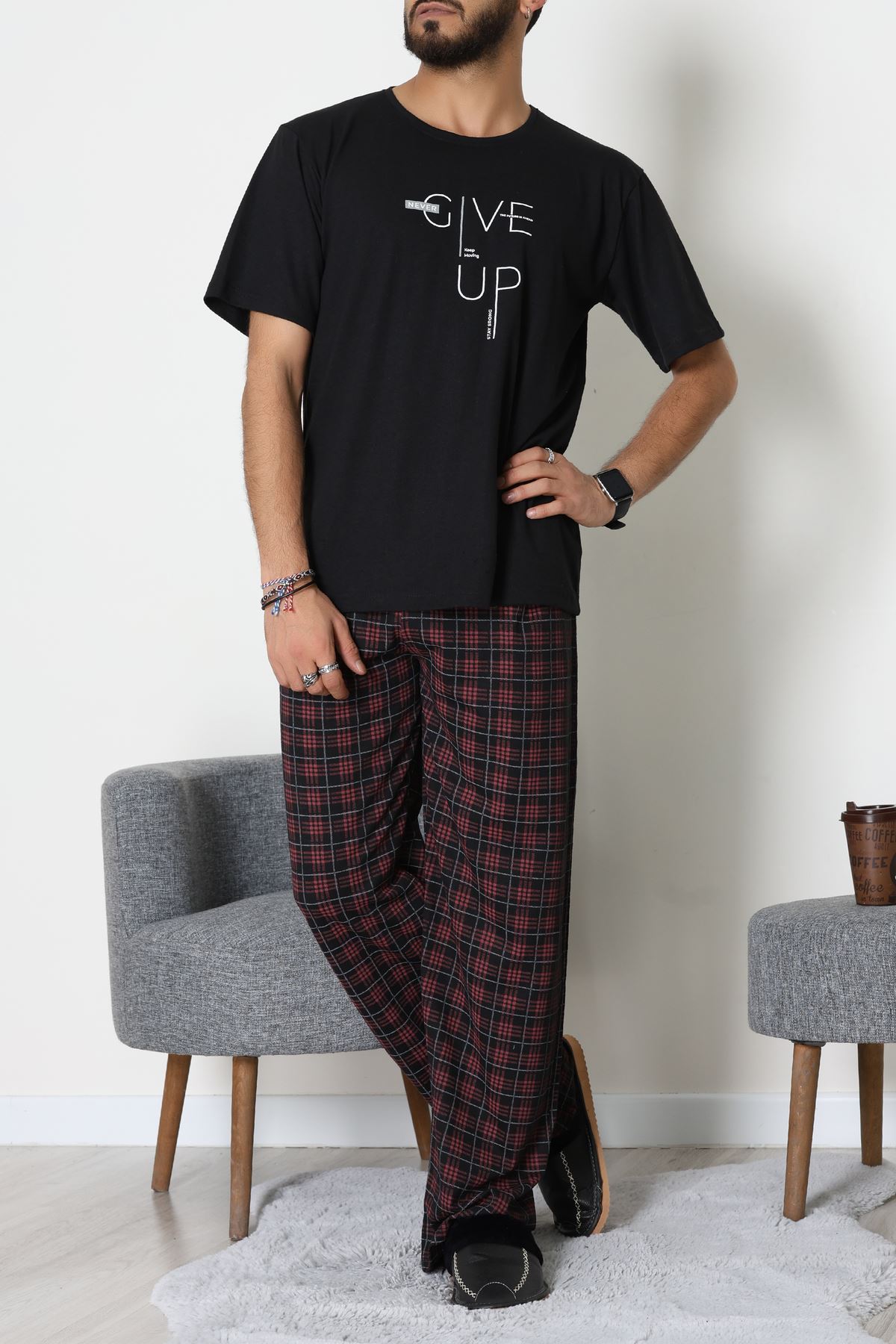 Ön Ve Arka Baskılı Süprem Erkek Pijama Takımı Siyah - 70862.1961.