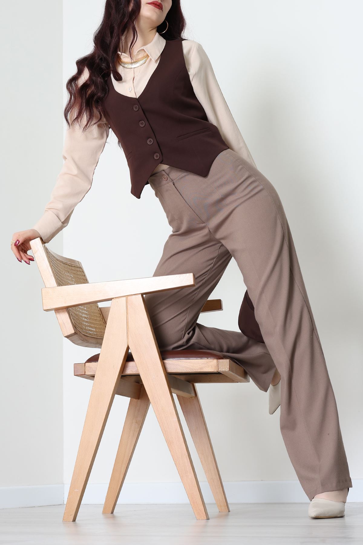 Dabıl Kumaş Fleto Cepli Astarlı Yelek Kahve - 51230.1991.