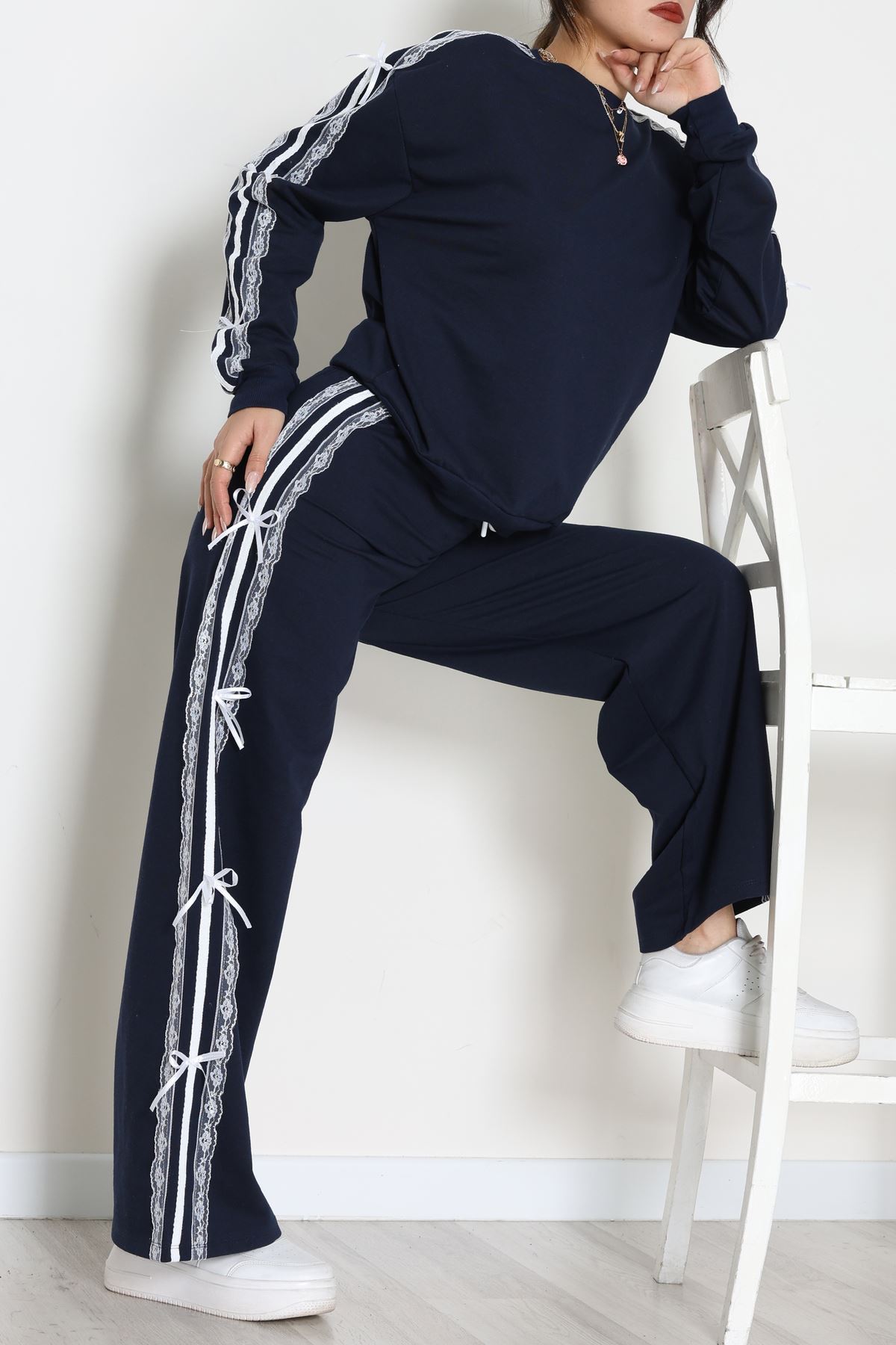 Dantel Şeritli 2 İplik Eşofman Takımı Lacivert - 50801.1857.