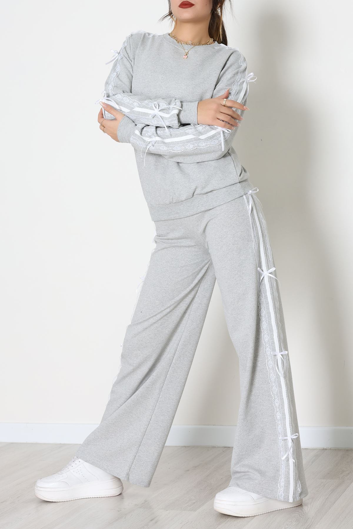 Dantel Şeritli 2 İplik Eşofman Takımı Gri - 50801.1857.