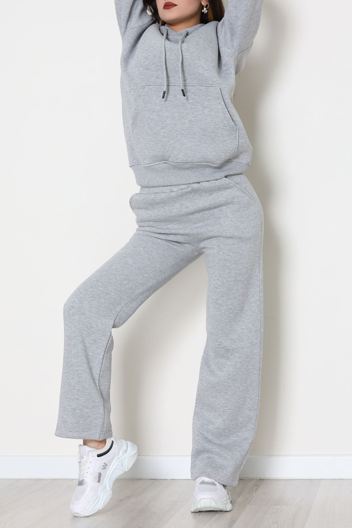 Üç İplik Kanguru Cep Eşofman Takımı Gri - 70777.1878.