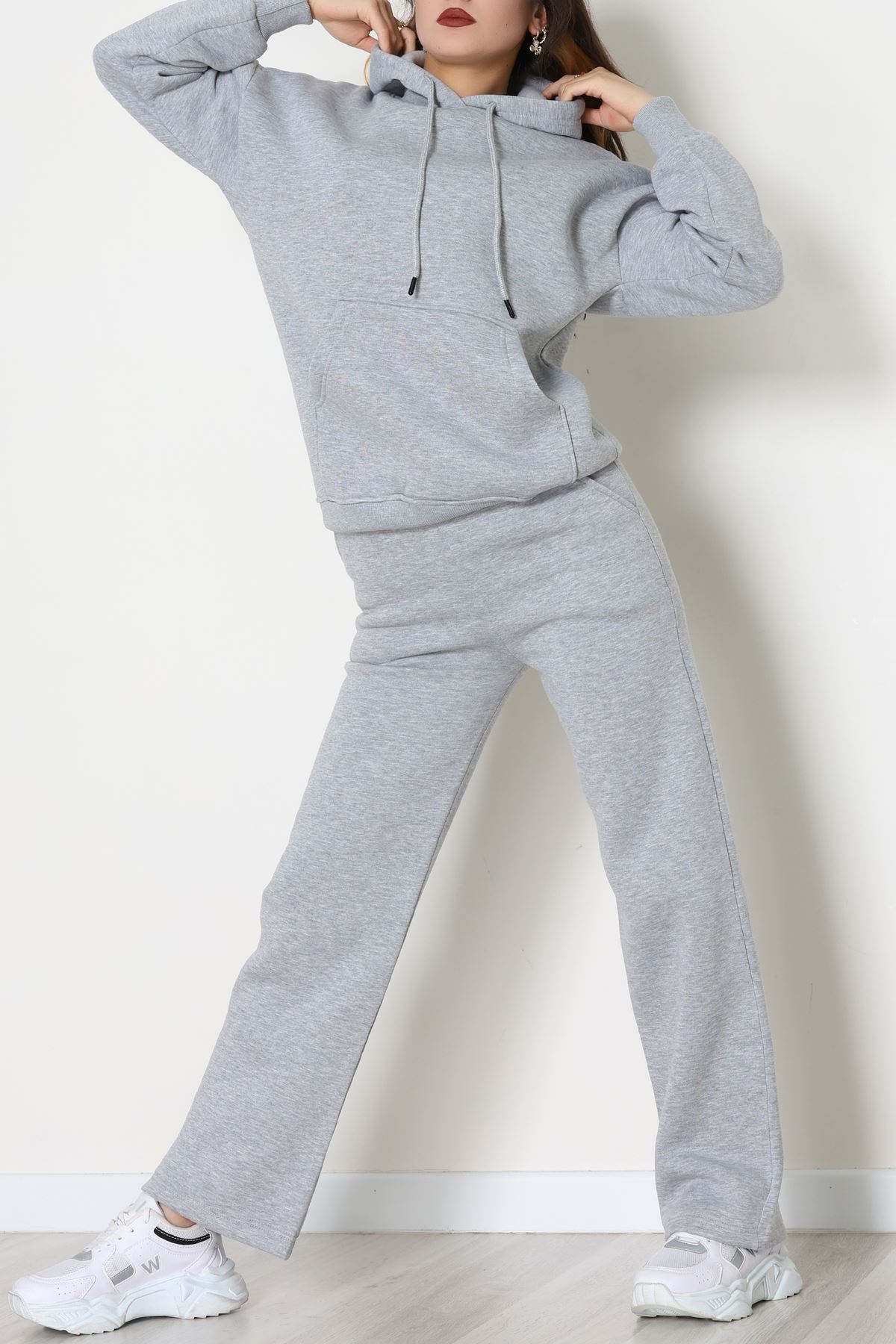 Üç İplik Kanguru Cep Eşofman Takımı Gri - 70777.1878.