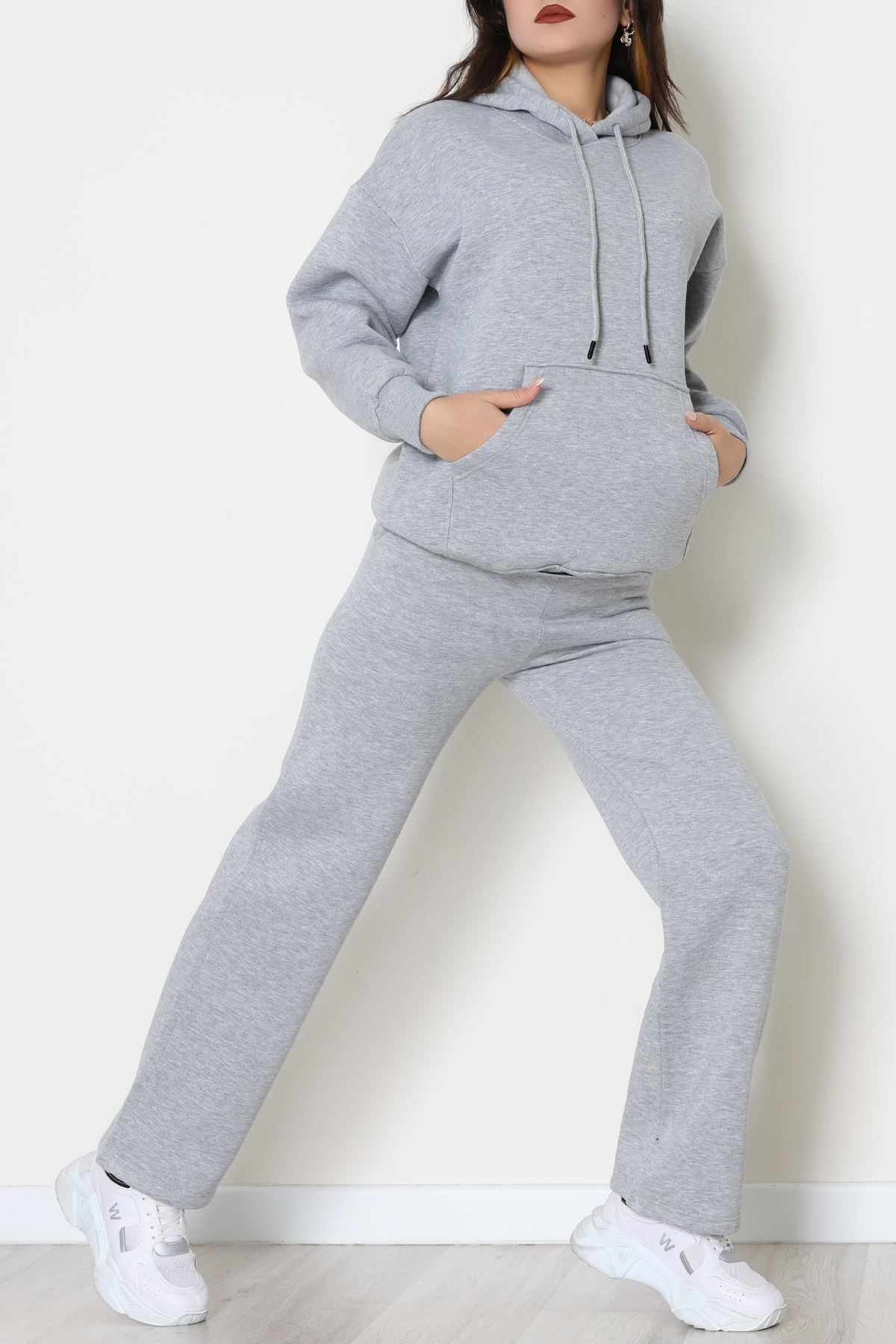 Üç İplik Kanguru Cep Eşofman Takımı Gri - 70777.1878.