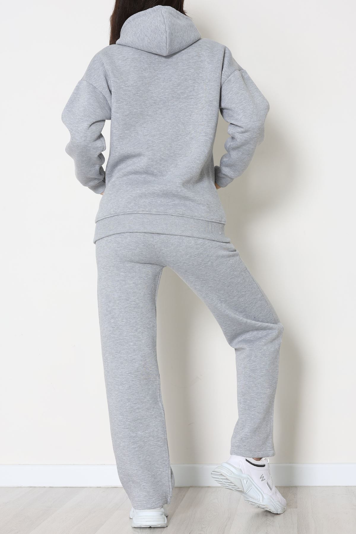 Üç İplik Kanguru Cep Eşofman Takımı Gri - 70777.1878.