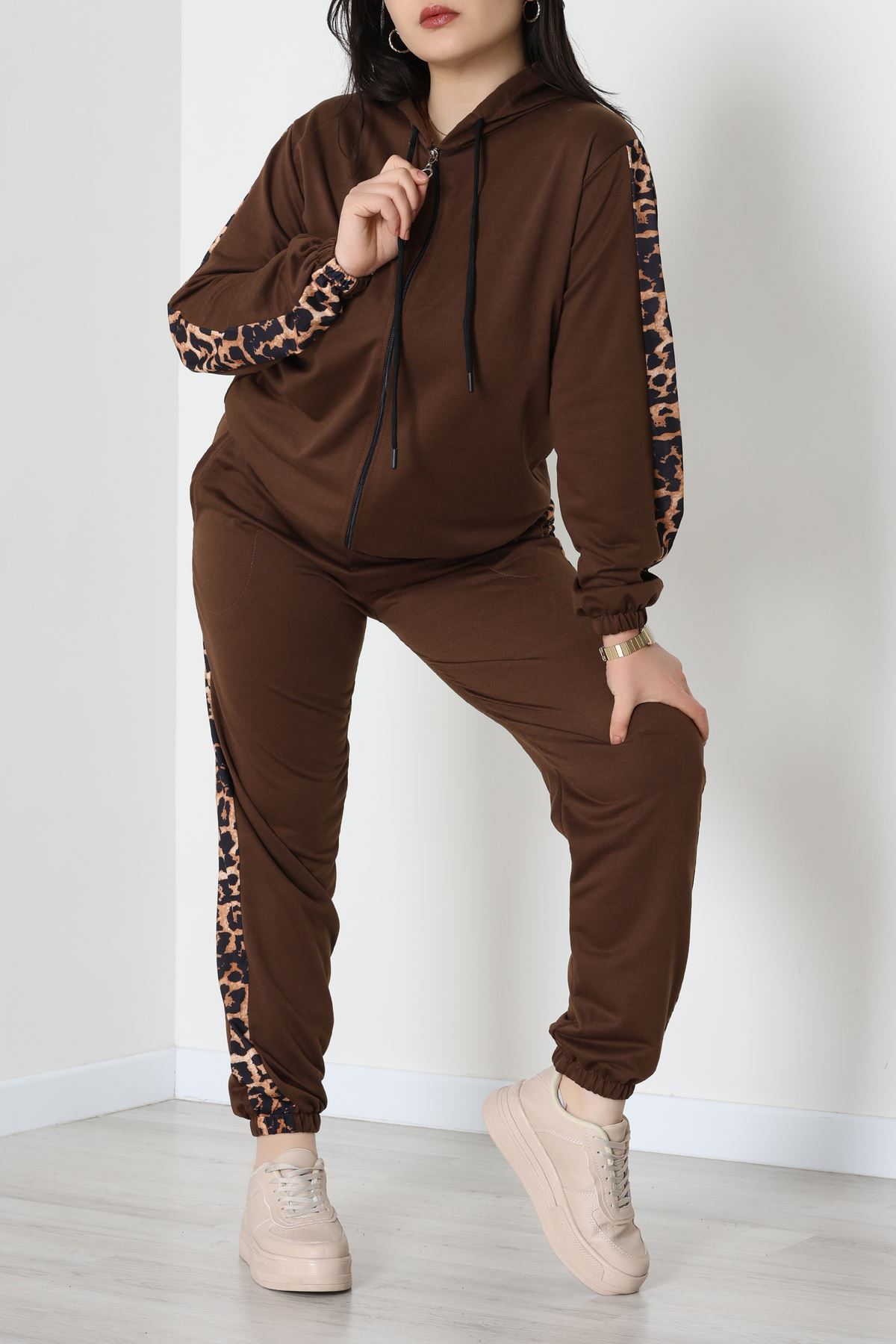 Şeritli 2 İplik Büyük Beden Eşofman Takımı Kahve - 50806.1857.