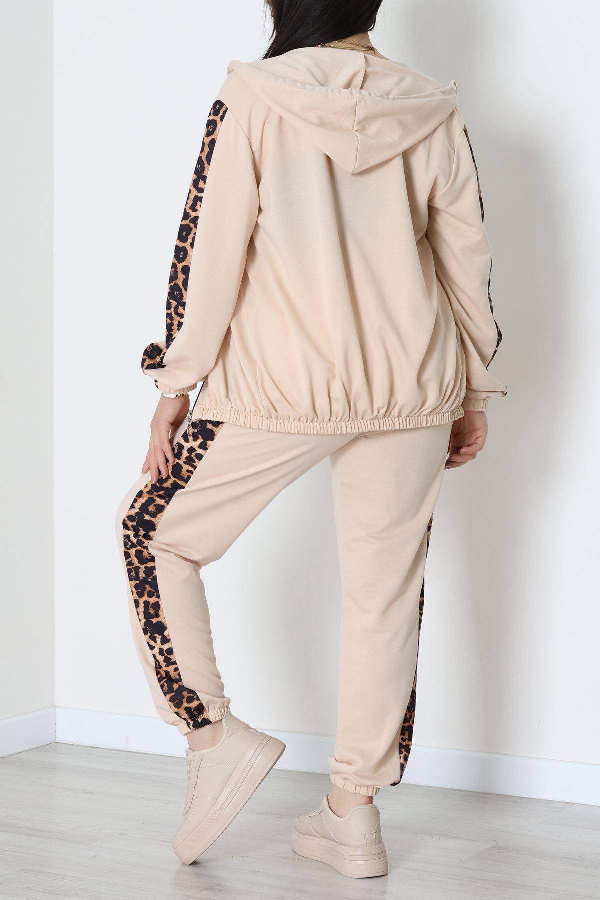 Şeritli 2 İplik Büyük Beden Eşofman Takımı Bej - 50806.1857.