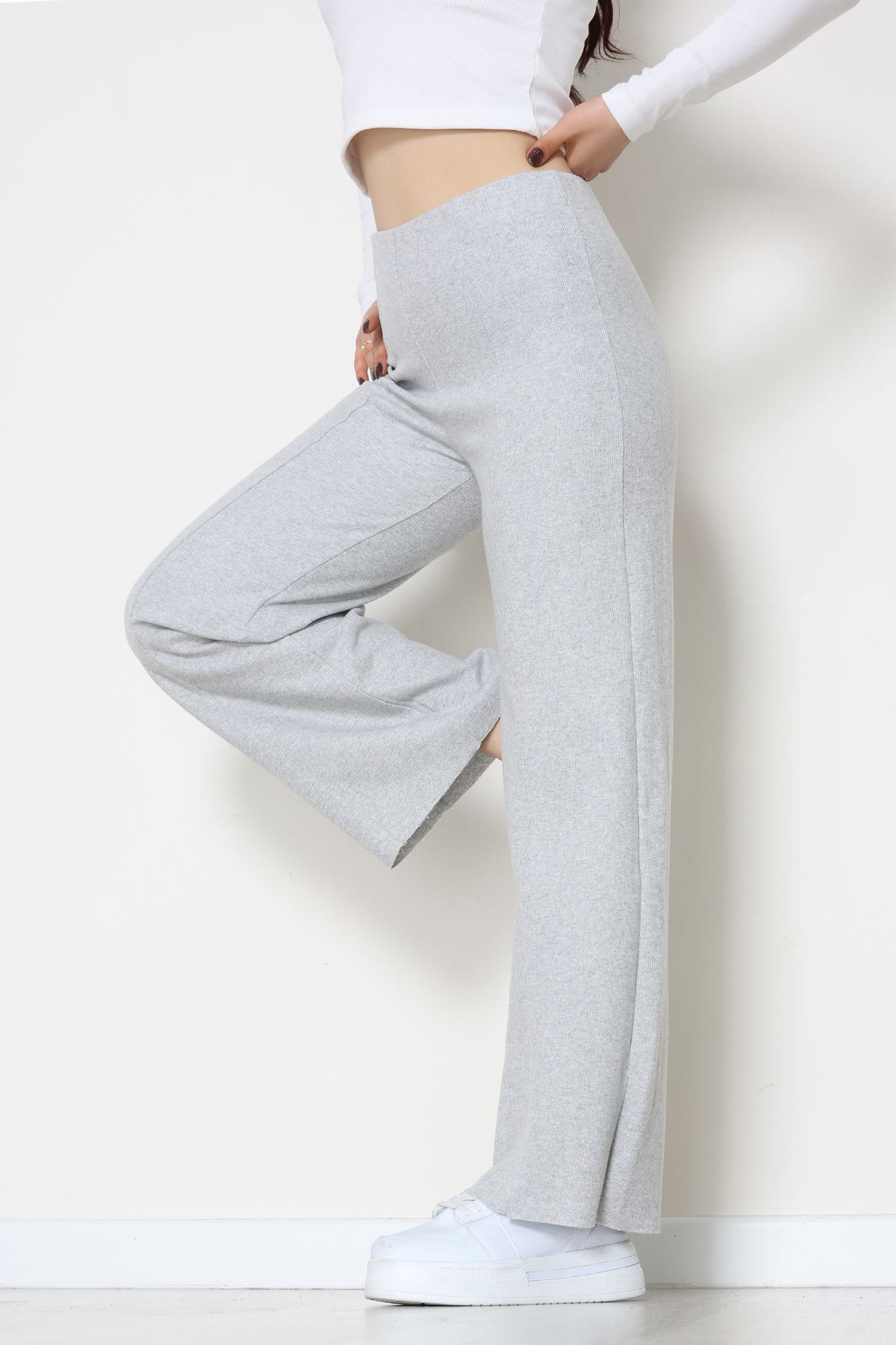 Selanik Kumaş Bel Lastikli Çımalı Pantolon Gri - 51226.1567.