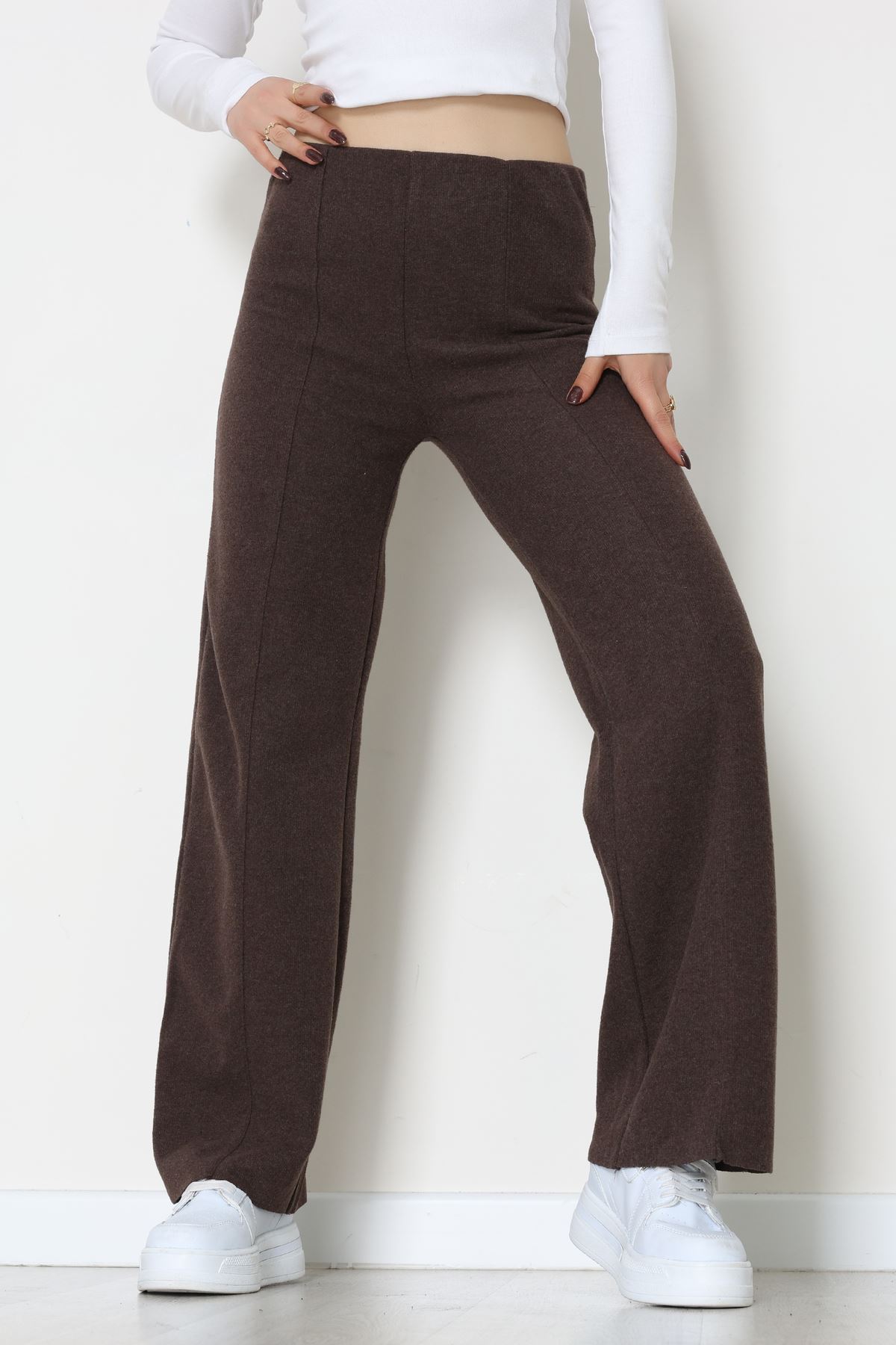 Selanik Kumaş Bel Lastikli Çımalı Pantolon Kahve - 51226.1567.