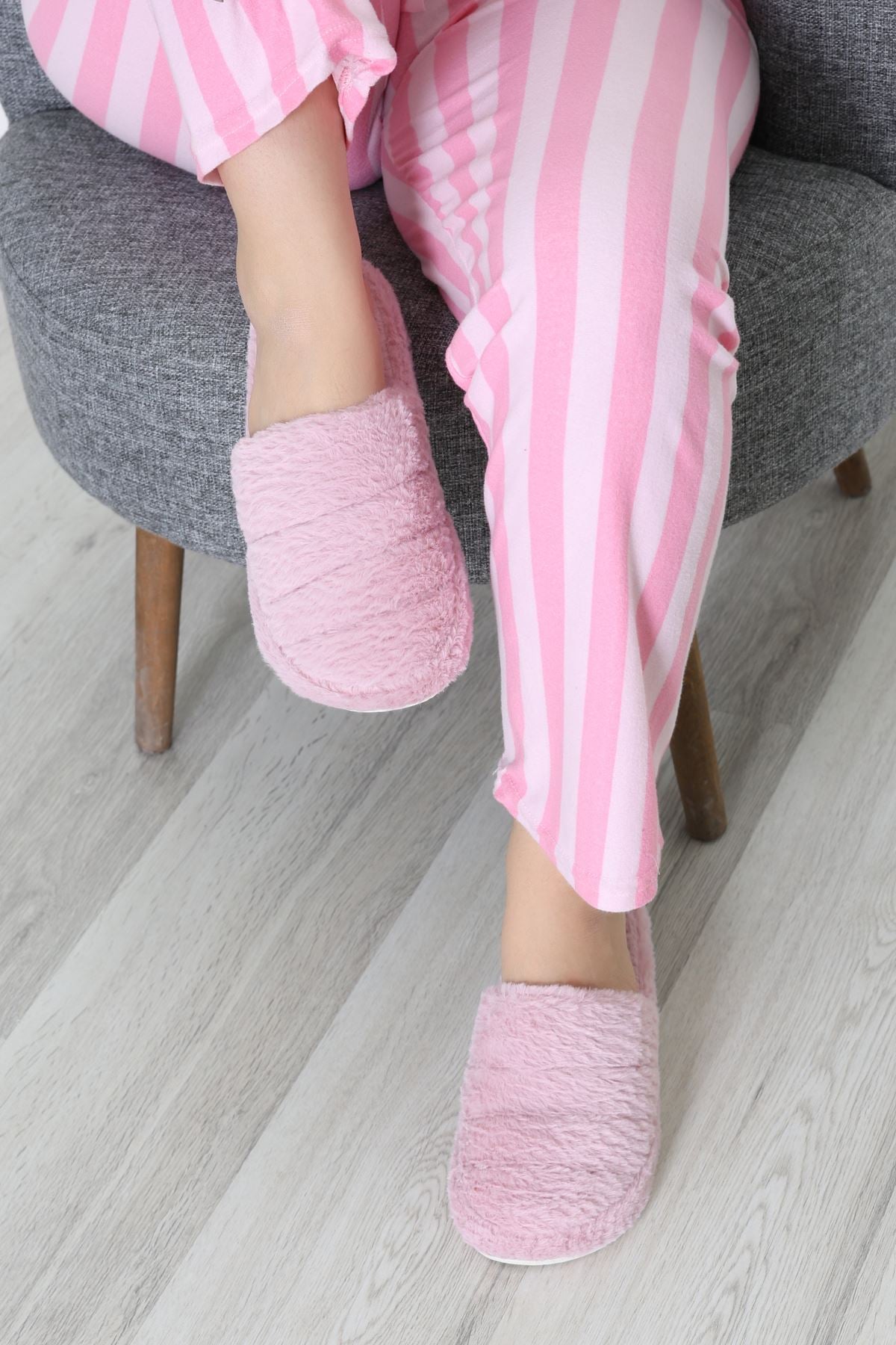 Peluş Ev Terliği Lila - 31429.264.