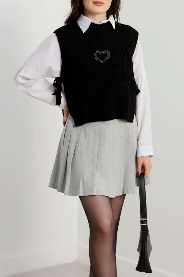 Kalp Detaylı Süveter Siyah - 41963.2043.