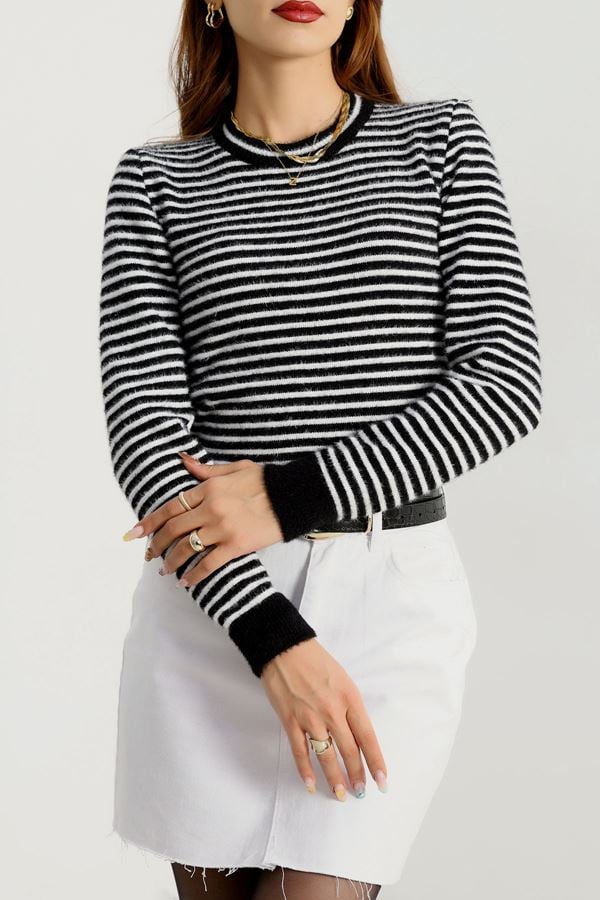 Çizgili Crop Triko Siyah - 2357.1765.