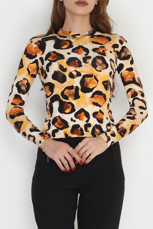 Yarım Balıkçı Yaka Likralı Ring Viskon Body Turuncuekru - 90950.1287.