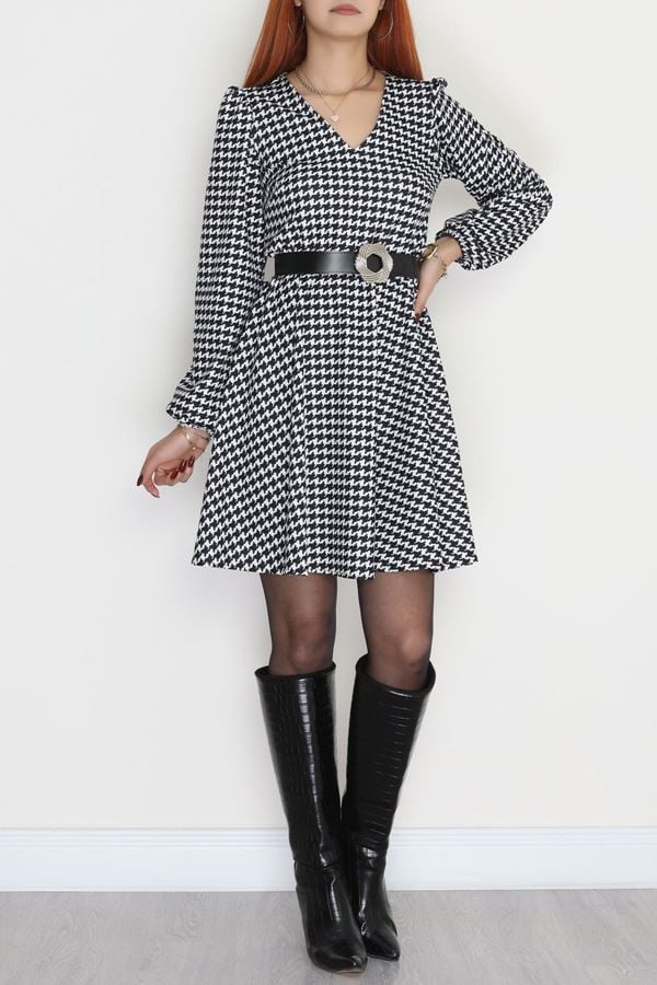 Kemer Detaylı Kaz Ayağı Kloş Elbise Siyahbeyaz - 581531.1592.