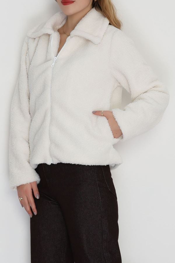 Yakalı Kuzu Mont Beyaz - 42442.1247.