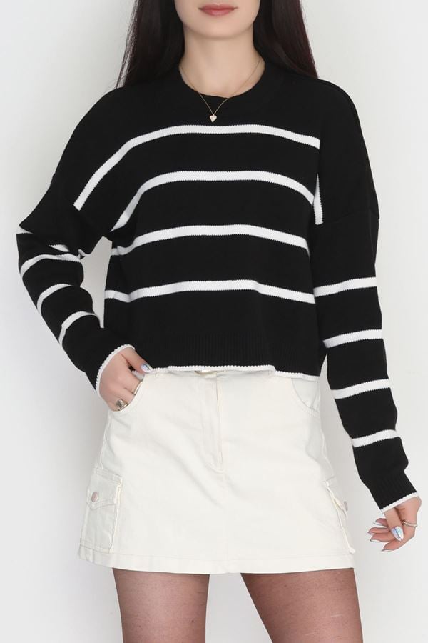 Çizgili Crop Triko Siyahlatte - 3100.1577.