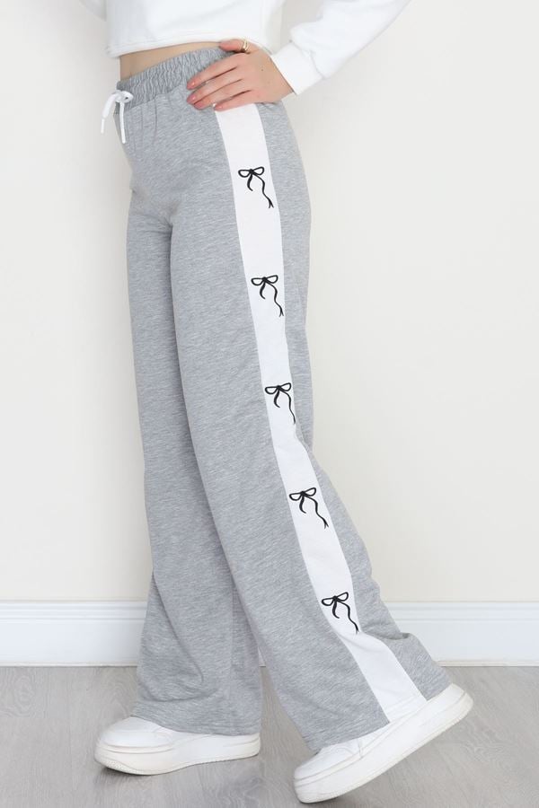 Özel Tasarım Nakışlı 2 İplik Eşofman Altı Gri - 70158.1857.