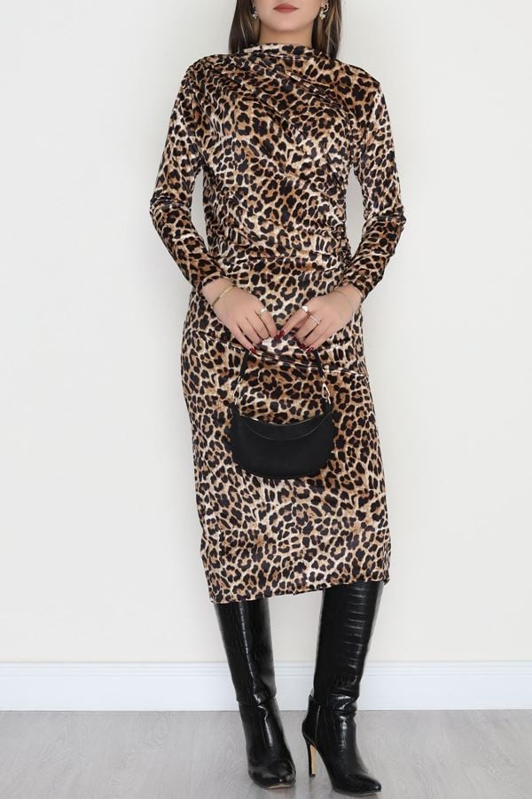 Dik Yaka Desenli Kadife Elbise Leopar2 - 42668.1949.