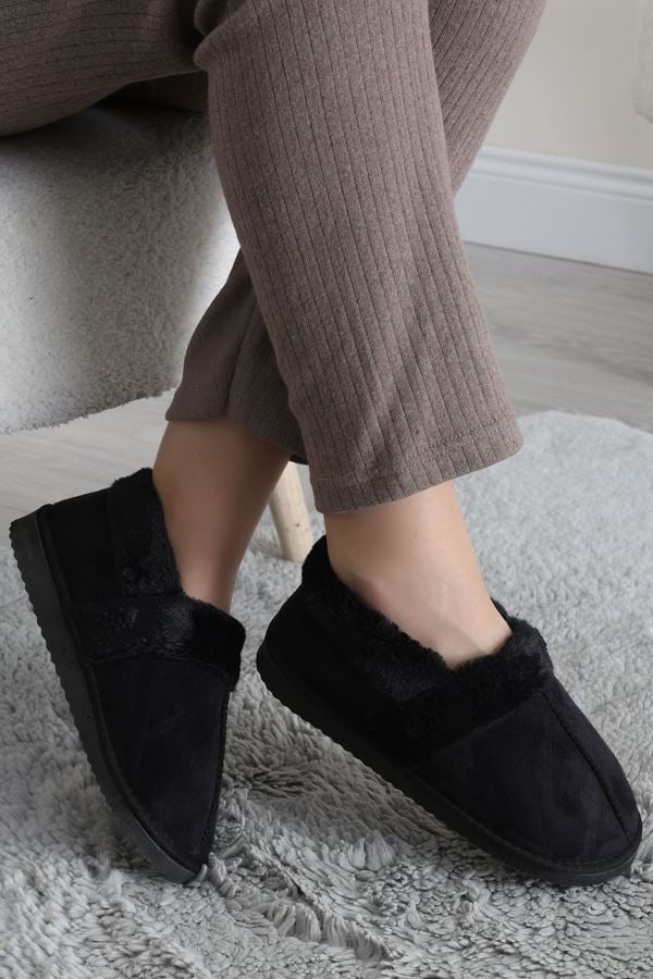 İçi Kürklü Ev Babeti Siyah - 31549.264.