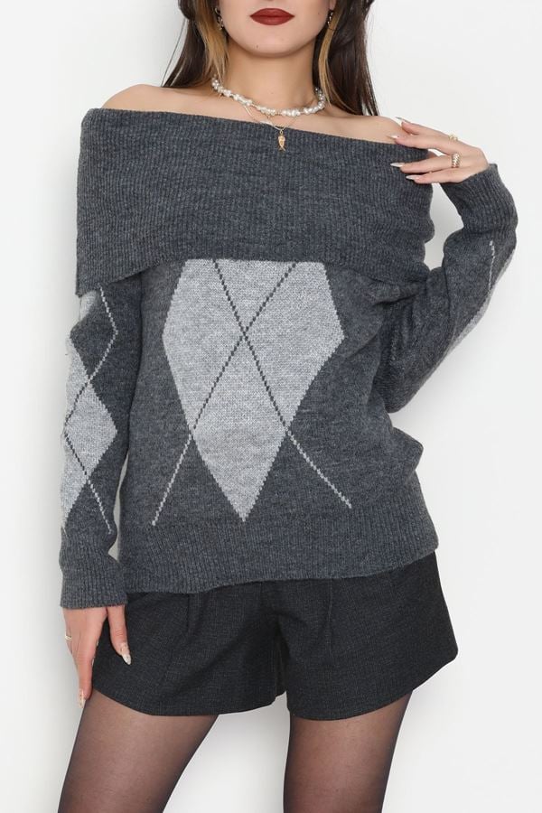 Madonna Yaka Baklava Desen Triko Fümegri - 2123.1765.