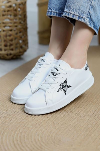 Yıldızlı Spor Ayakkabı Beyazsiyah2 - 31295.264.