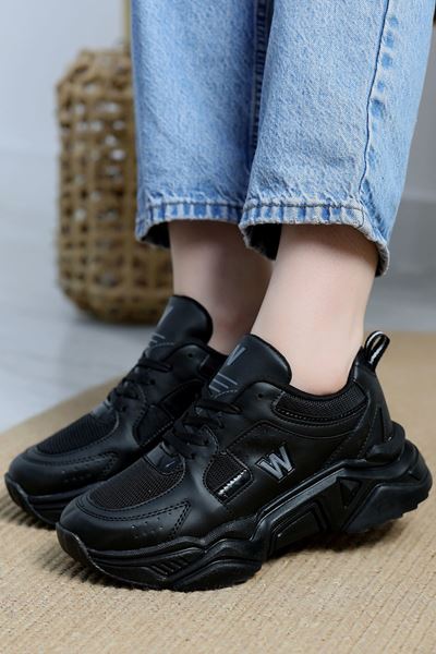 Günlük Spor Ayakkabı Siyah - 31352.2082.