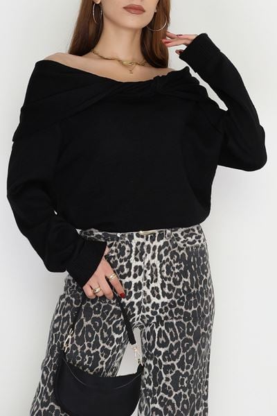 Madonna Yaka Önü Düğümlü Triko Siyah - 2432.1765.