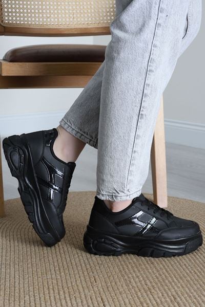 Günlük Spor Ayakkabı Siyahderi - 31483.2082.