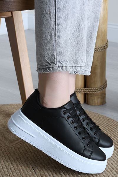 Günlük Spor Ayakkabı Siyahbeyaz - 31515.2082.