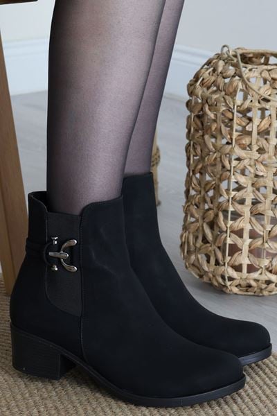 Topuklu Tokalı Bot Siyahsüet - 31487.264.