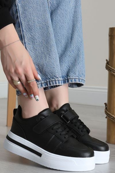 Günlük Spor Ayakkabı Siyahbeyaz - 42433.2082.